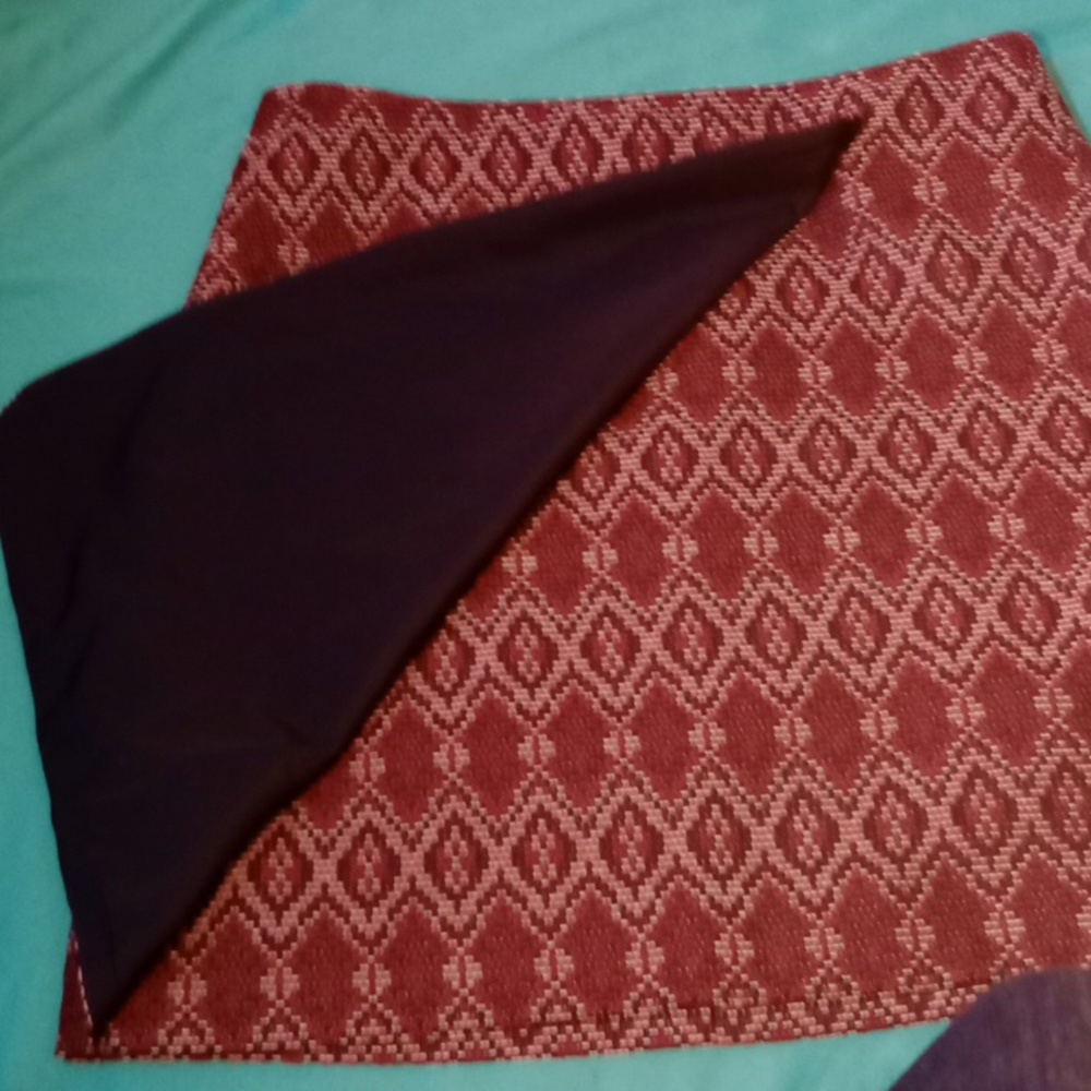 LOFT Tapestry Aztec Print Faux Wrap Skirt | Size 4 - Picture 4 of 10